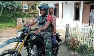 Kepedulian Babinsa Koramil 0602-12/Ciomas Kepada Warga Penyandang Disabilitas
