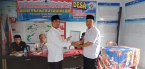 Kades Kaduagung Barat Lantik Dua Orang Prades 