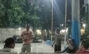 Peningkatan Pengamanan, Babinkamtibmas Kunjungi Pos Ronda Puri Anggrek Kota Serang